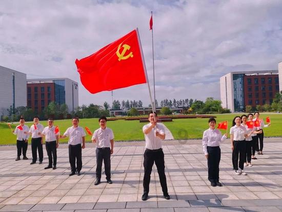 哆啦A梦:爸爸见过黄金独角仙,还会发光呢,是真的吗?-优质问答服务平台