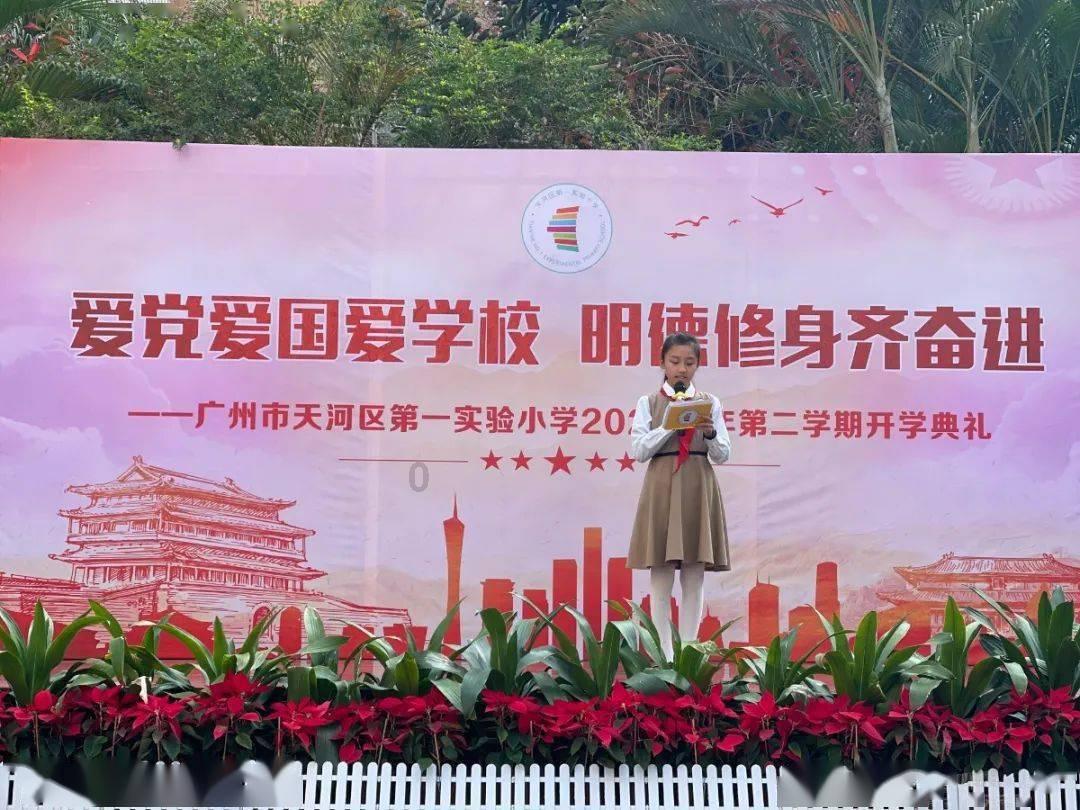 郭富城龅牙悍匪惊艳全场，演技碾压林家栋任贤齐，网友：值回票价